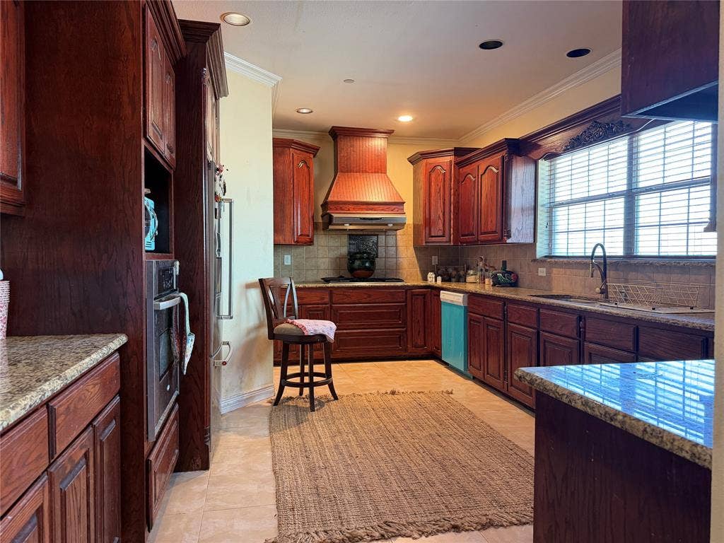 5036 Garden Drive, Hutchins, TX 75172 5036 Garden Drive, Hutchins, TX 75172