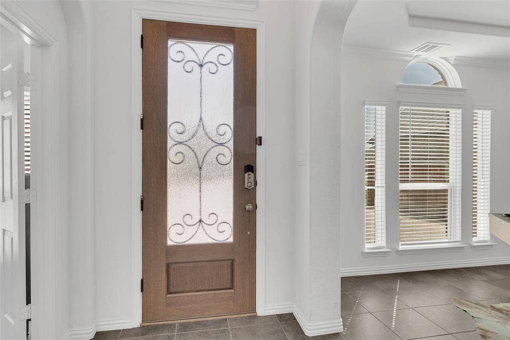 566 Long Meadow Drive, Haslet, TX 76052 566 Long Meadow Drive, Haslet, TX 76052