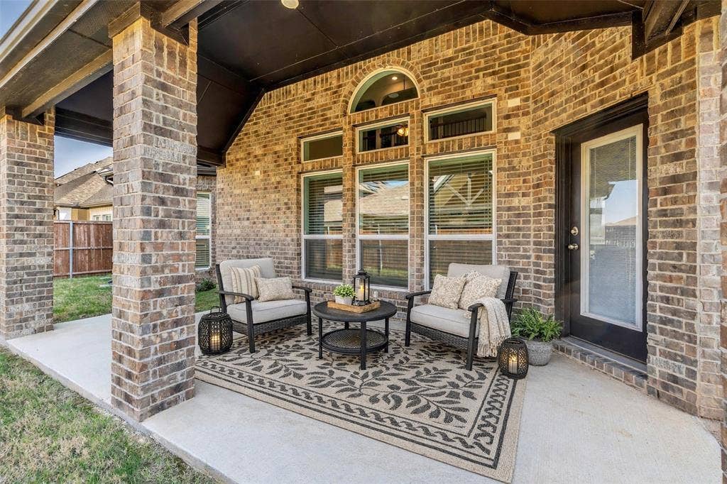 566 Long Meadow Drive, Haslet, TX 76052 This picture is virtually staged.