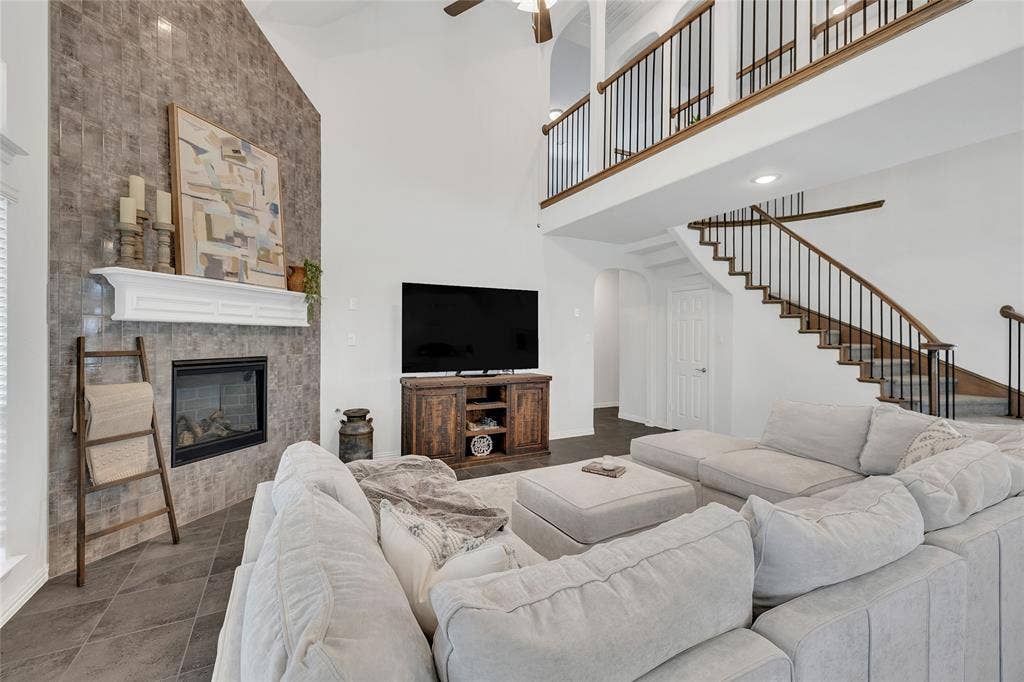 566 Long Meadow Drive, Haslet, TX 76052 566 Long Meadow Drive, Haslet, TX 76052