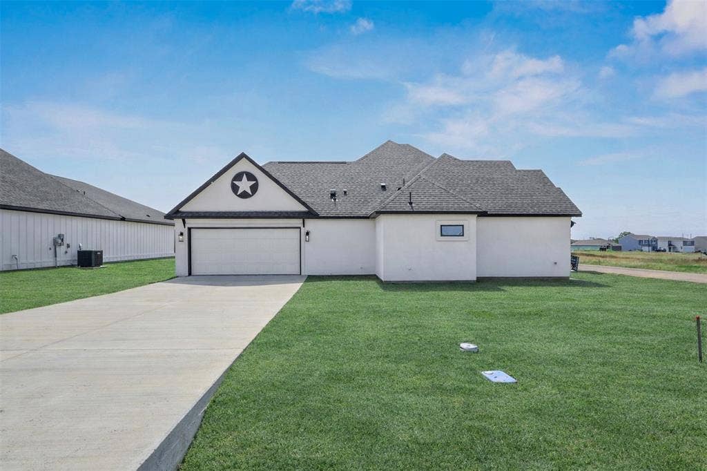 271 Victory Drive, Mabank, TX 75147 271 Victory Drive, Mabank, TX 75147