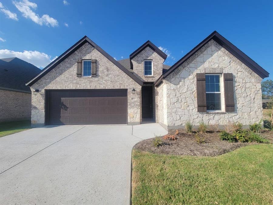 Property photo for 5012 Picasso Road, Royse City, TX