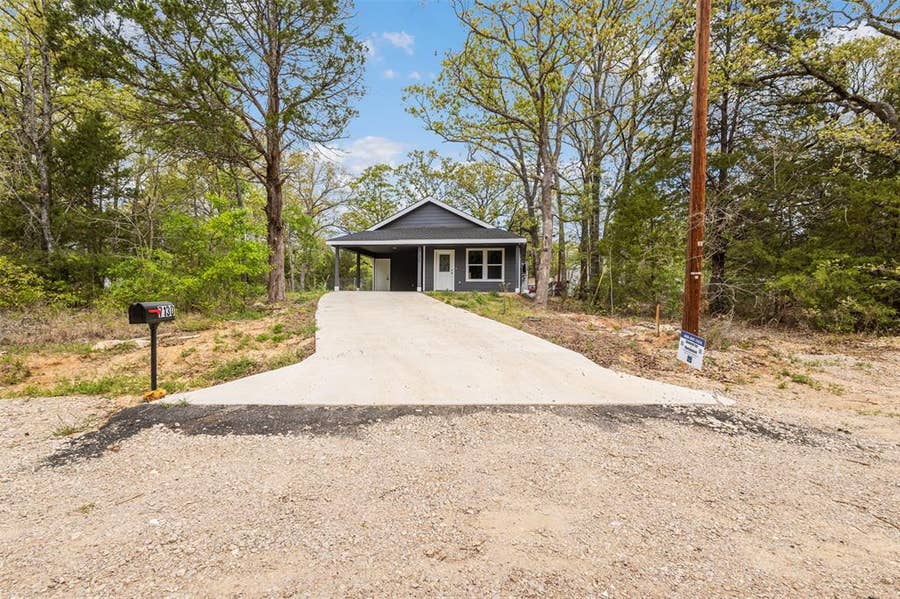 Property photo for 7130 Shawnee Circle, Mabank, TX