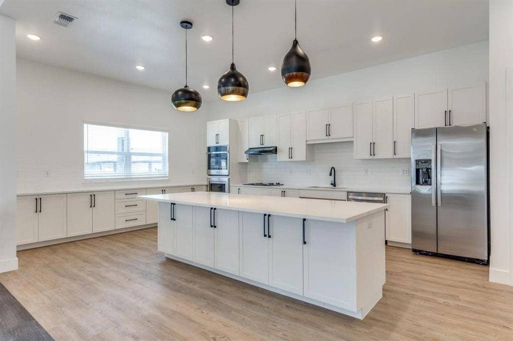 820 W McLeroy Boulevard, #2008, Saginaw, TX 76179 820 W McLeroy Boulevard, #2008, Saginaw, TX 76179