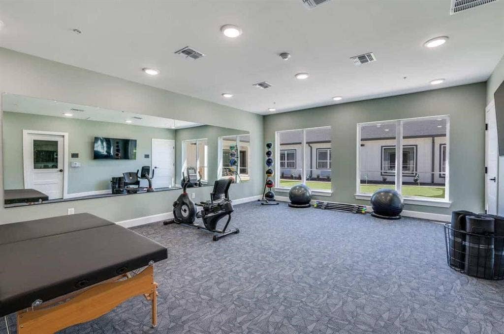 820 W McLeroy Boulevard, #2020, Saginaw, TX 76179 820 W McLeroy Boulevard, #2020, Saginaw, TX 76179