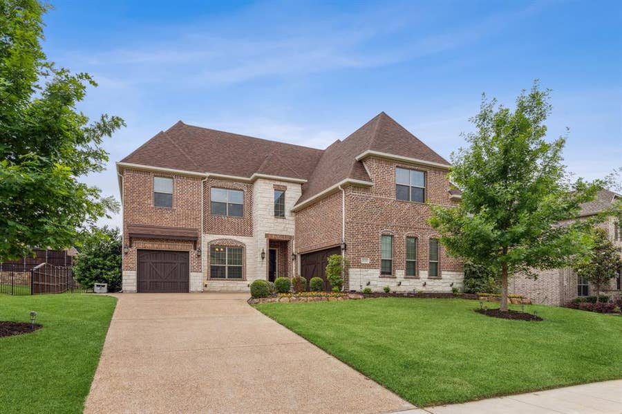 Property photo for 1100 Circle J Trail, Prosper, TX