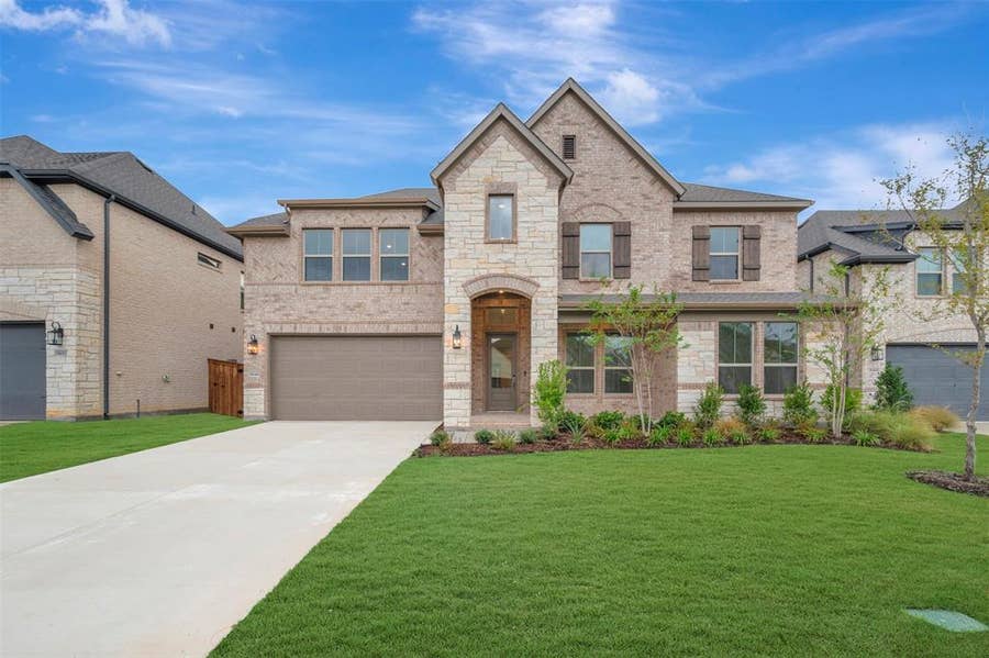 Property photo for 5648 Taylor Trail, Arlington, TX