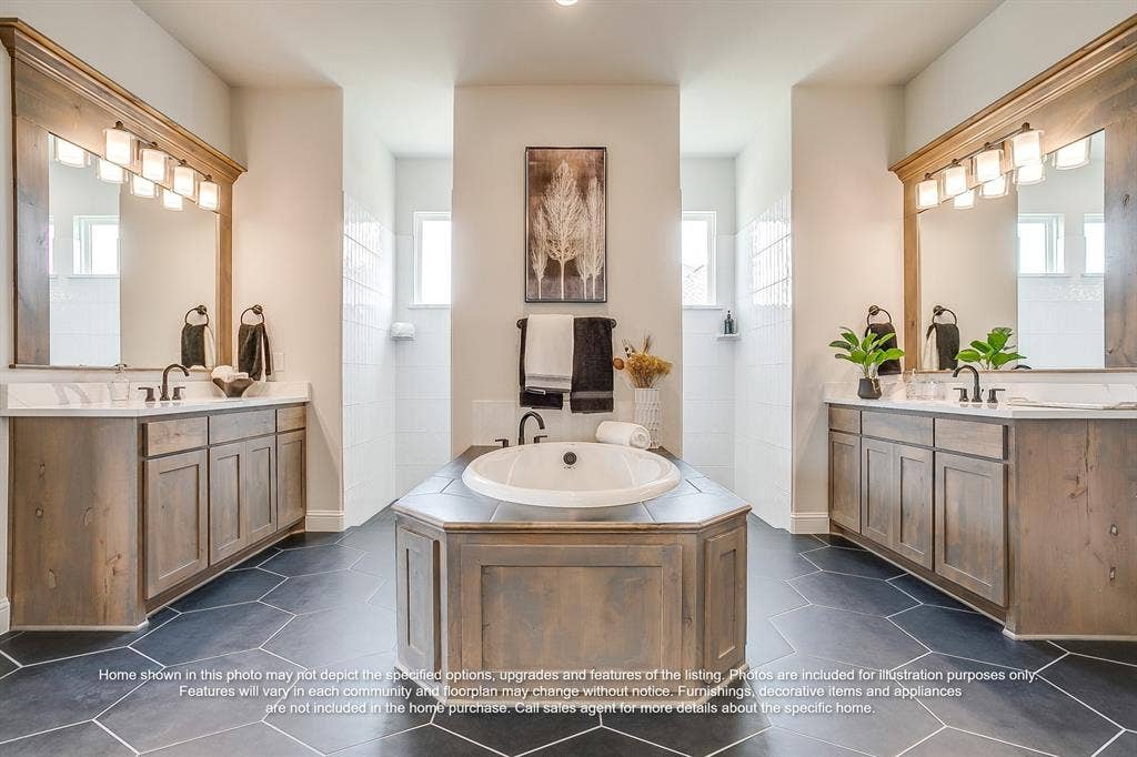 141 Lavish Lane, Lorena, TX 76655