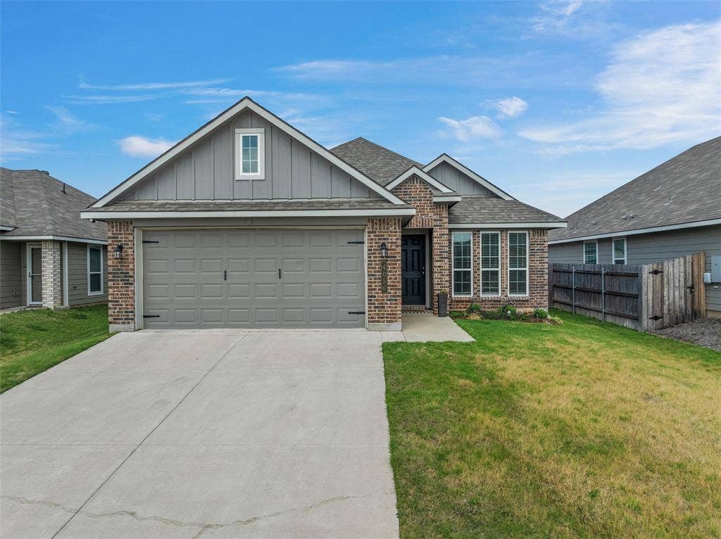 4056 Centerfire Road, Waco, TX 76705 4056 Centerfire Road, Waco, TX 76705