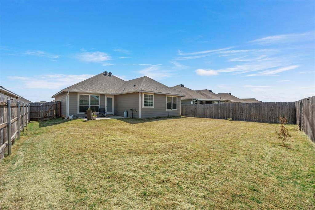 4056 Centerfire Road, Waco, TX 76705 4056 Centerfire Road, Waco, TX 76705