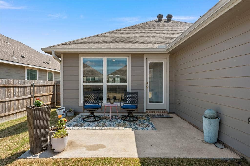 4056 Centerfire Road, Waco, TX 76705 4056 Centerfire Road, Waco, TX 76705