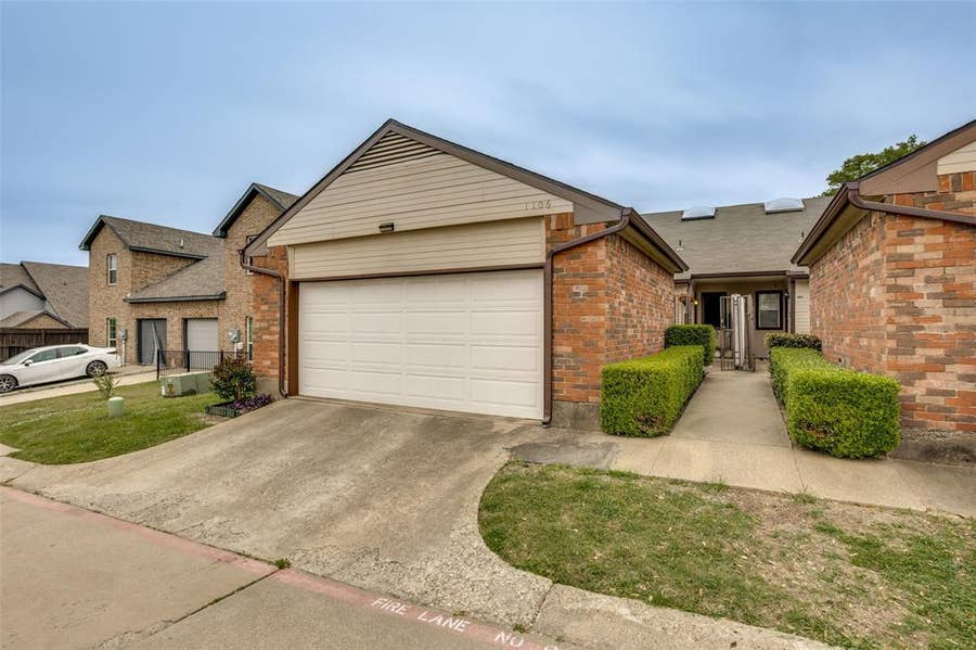 Property photo for 1106 Woburn Drive, Garland, TX