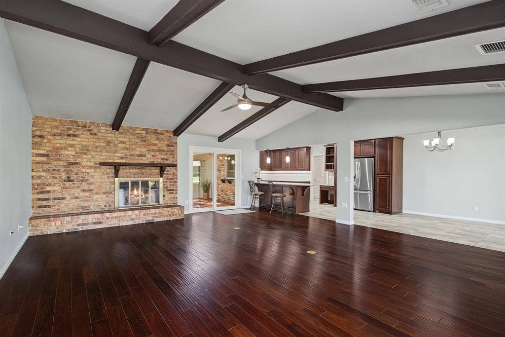 2616 Pin Oak Lane, Plano, TX 75075 2616 Pin Oak Lane, Plano, TX 75075