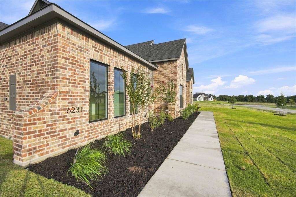 6231 Cedar Elm Road, Midlothian, TX 76065