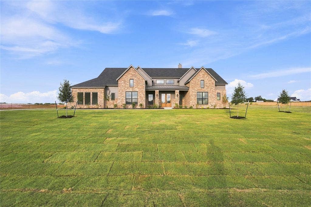 6231 Cedar Elm Road, Midlothian, TX 76065