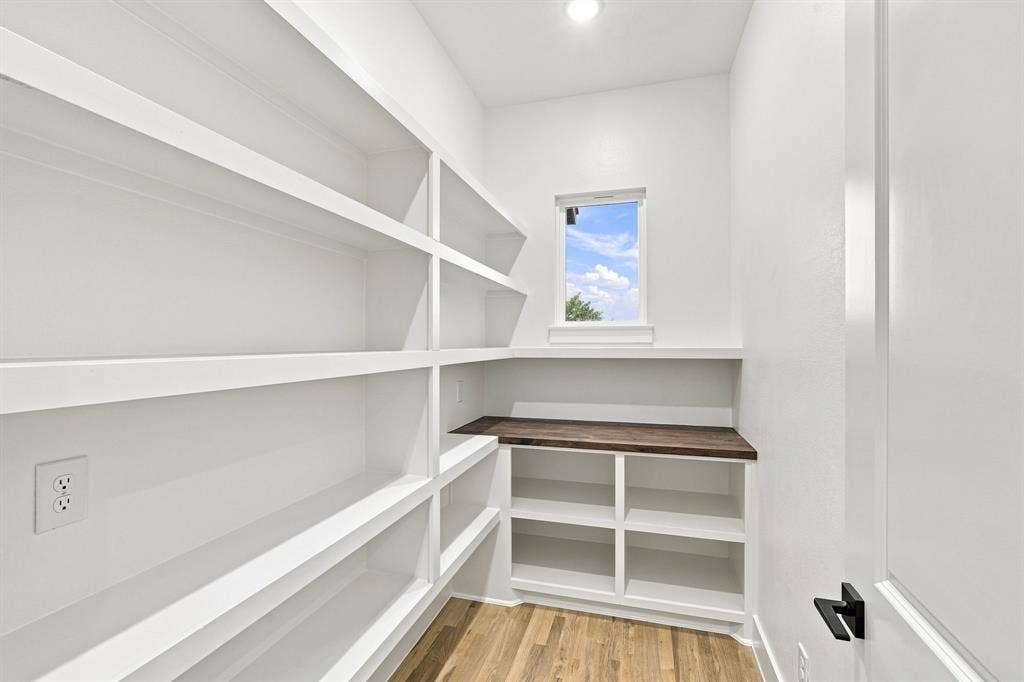 6231 Cedar Elm Road, Midlothian, TX 76065
