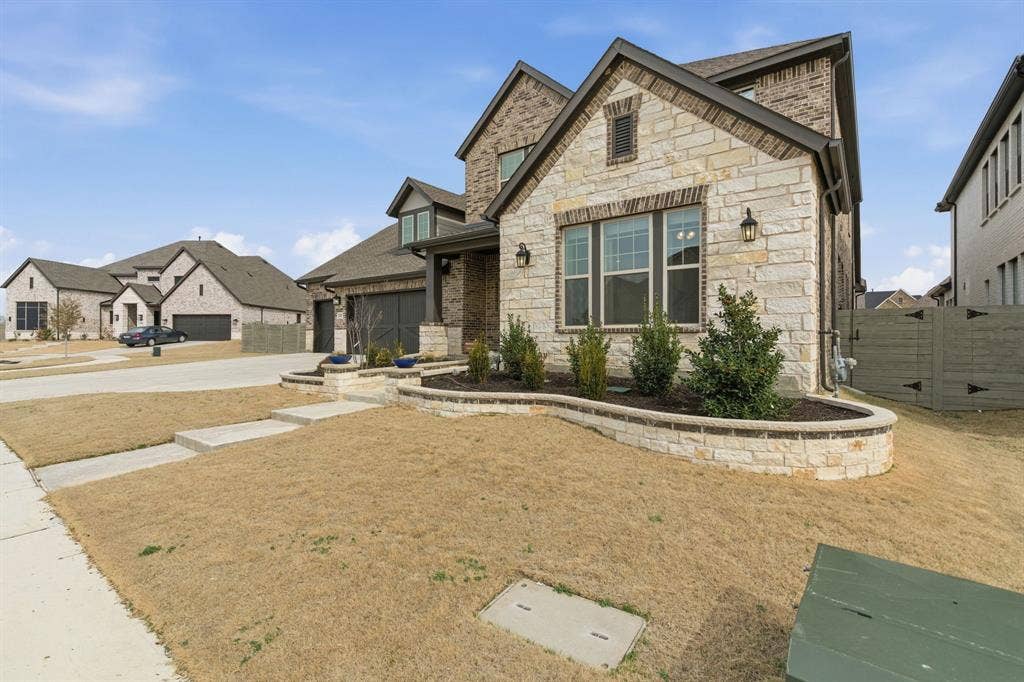 2024 Gathering Trail, Argyle, TX 76226