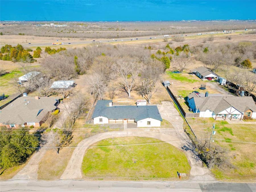 Property photo for 6300 Lumley Road, Mesquite, TX