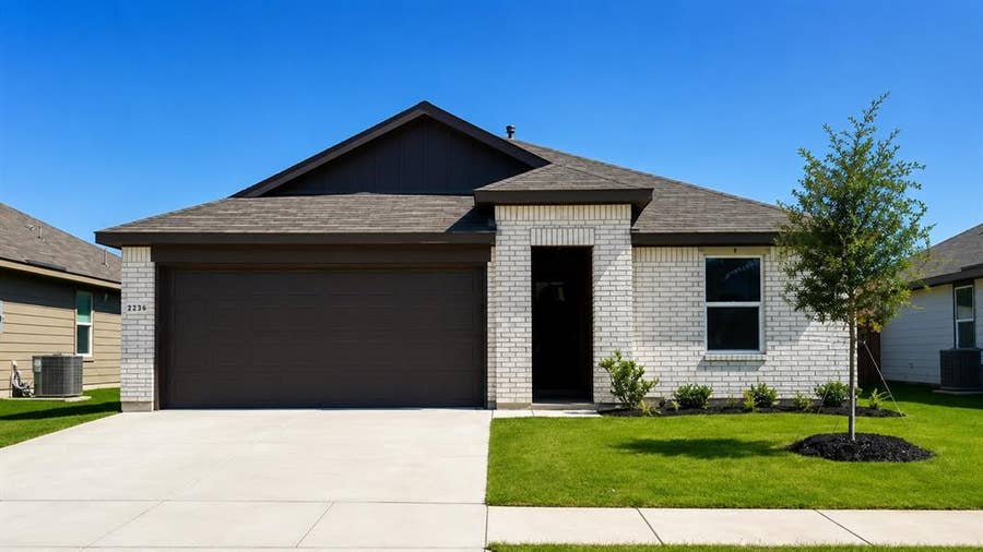Property photo for 2236 BAKERSFIELD Drive, Fort Worth, TX