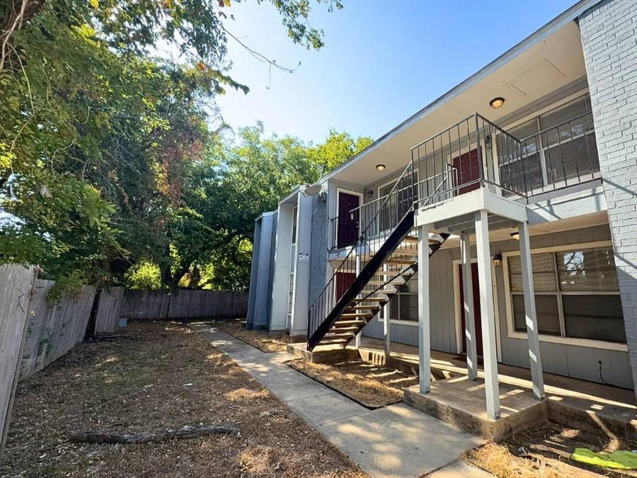 Property photo for 219 Fry Street, #10, Denton, TX