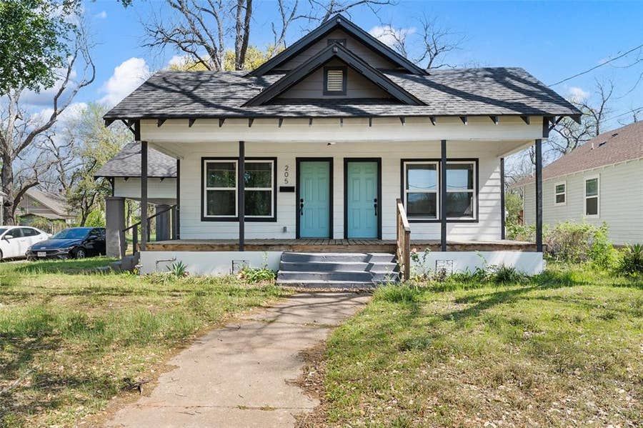 Property photo for 205 Dallas Street, Waco, TX