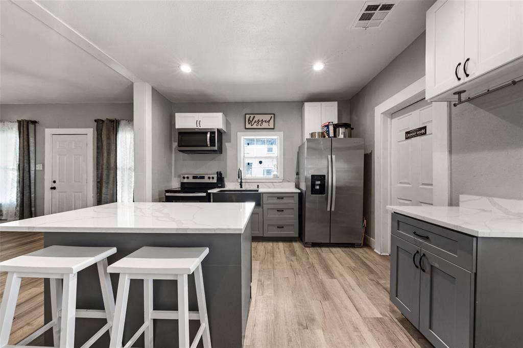 205 Dallas Street, Waco, TX 76704 205 Dallas Street, Waco, TX 76704