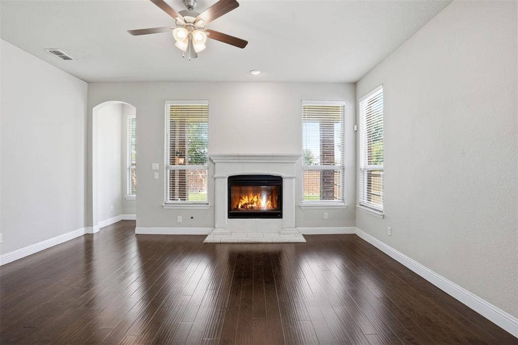 1808 Graham Way, Mansfield, TX 76063