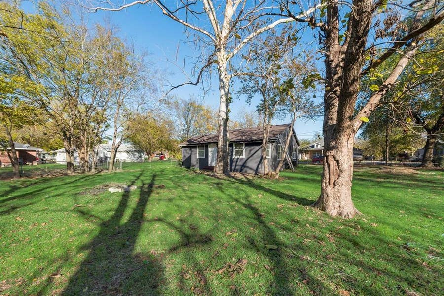 Property photo for 109 Lydia Street, Terrell, TX