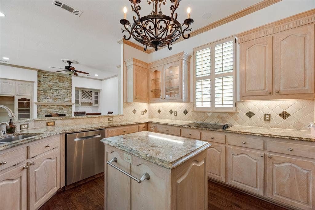 6436 Bermuda Dunes Drive, Plano, TX 75093 6436 Bermuda Dunes Drive, Plano, TX 75093
