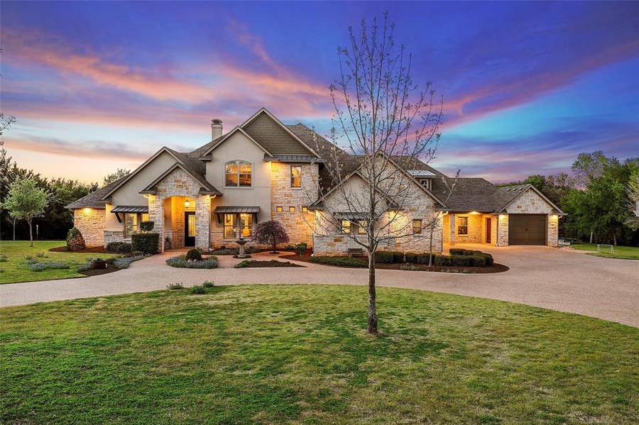 Property photo for 14690 Chapel Road, Lorena, TX