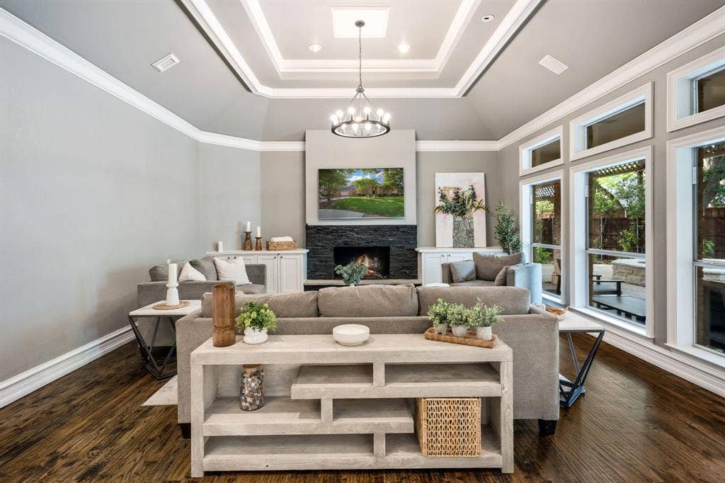4637 Gladys Court, Plano, TX 75093 4637 Gladys Court, Plano, TX 75093