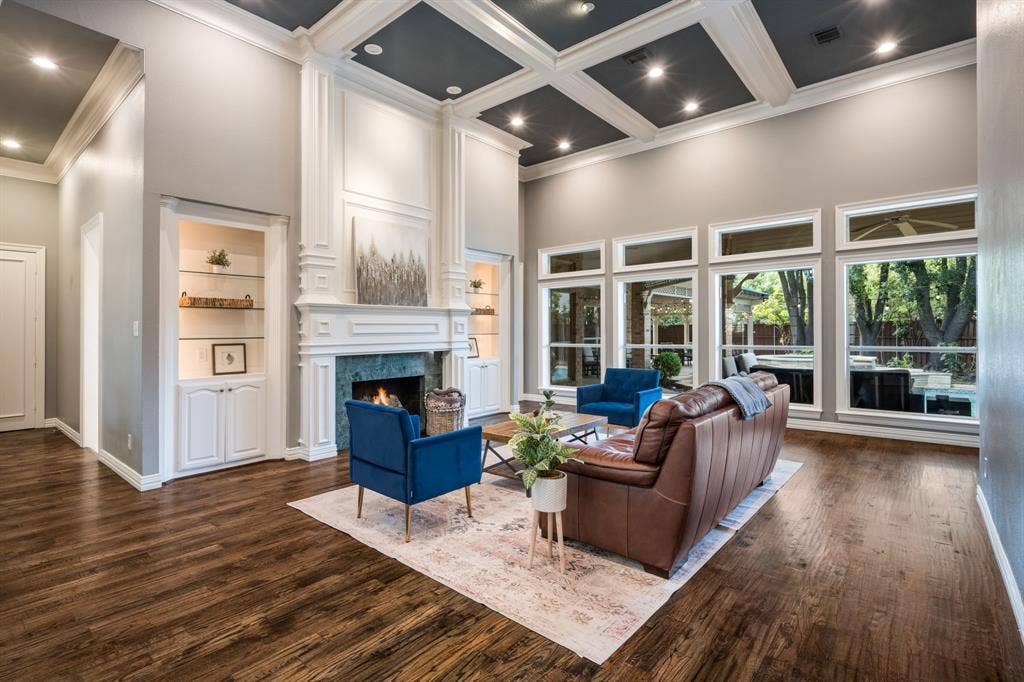 4637 Gladys Court, Plano, TX 75093 4637 Gladys Court, Plano, TX 75093