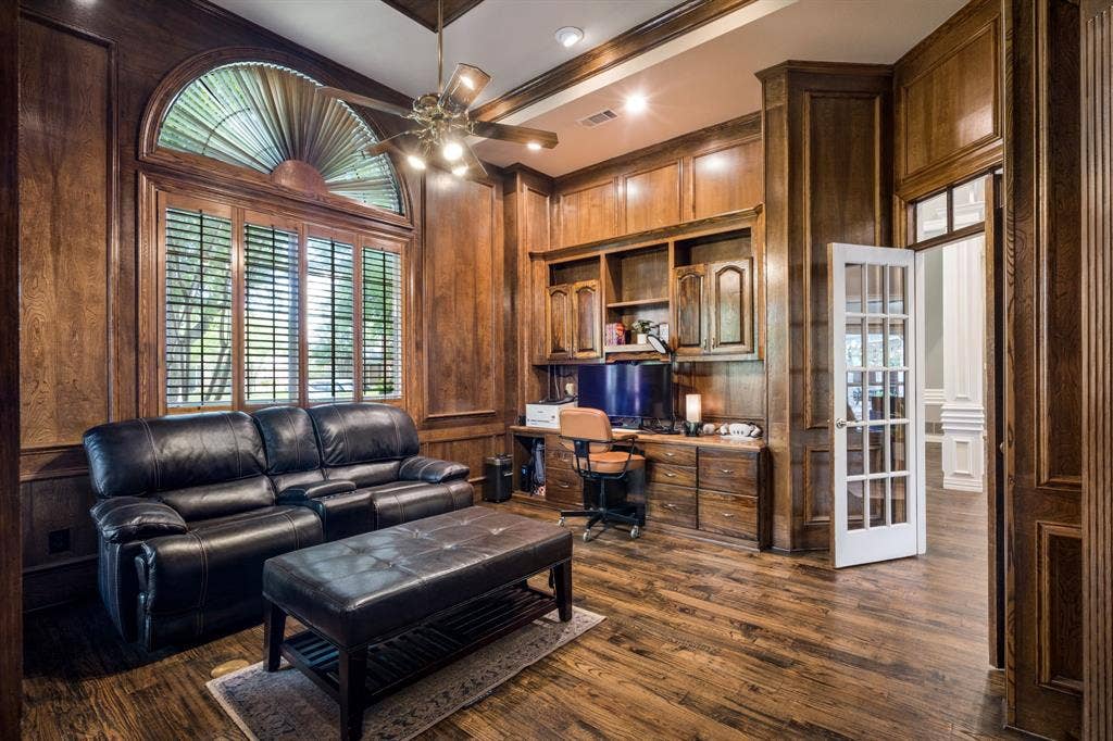 4637 Gladys Court, Plano, TX 75093 4637 Gladys Court, Plano, TX 75093