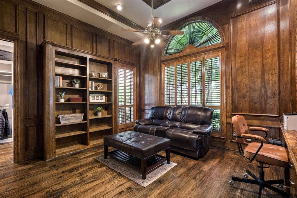 4637 Gladys Court, Plano, TX 75093 4637 Gladys Court, Plano, TX 75093