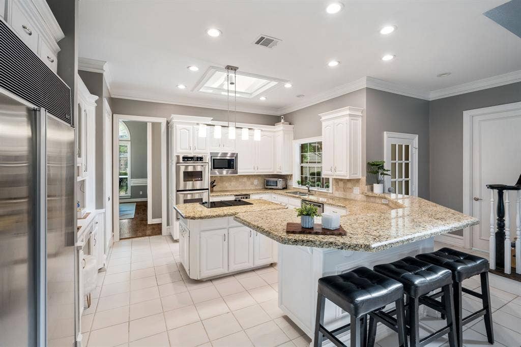 4637 Gladys Court, Plano, TX 75093 4637 Gladys Court, Plano, TX 75093