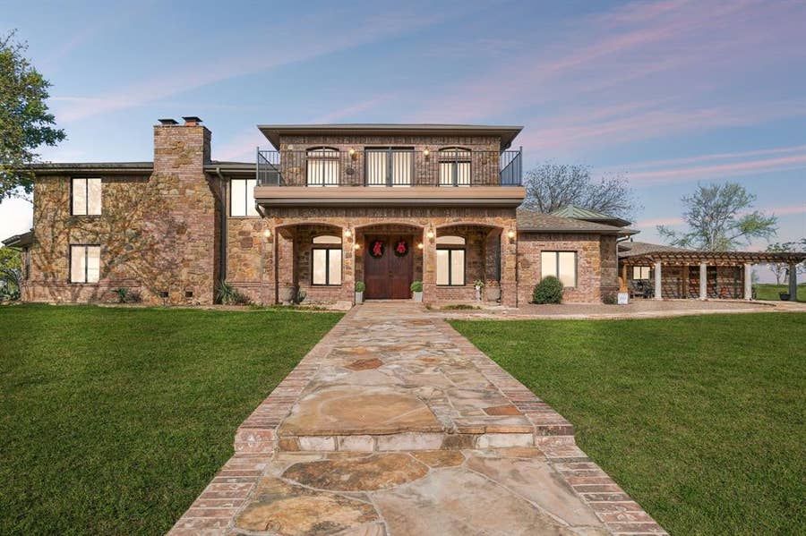 Property photo for 362 County Road 1170, Decatur, TX