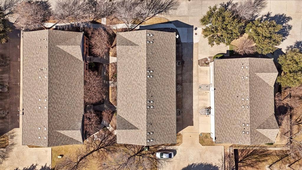 3025 Stone Forest Circle, McKinney, TX 75070 Drone / aerial view