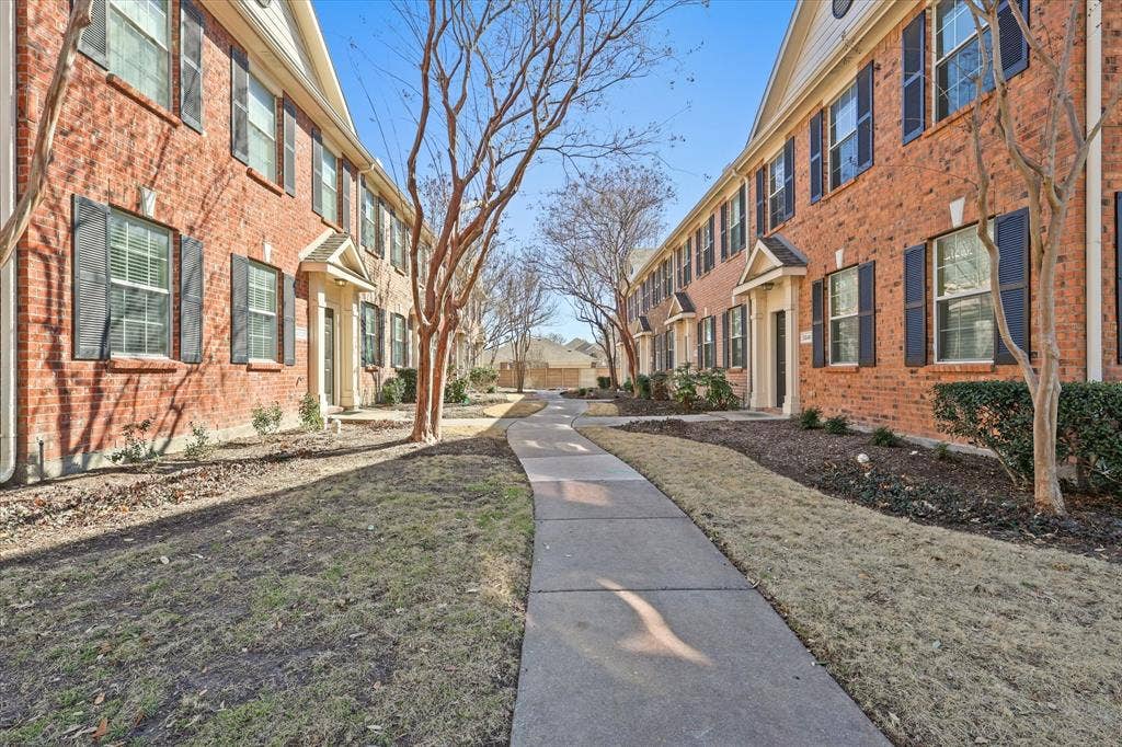 3025 Stone Forest Circle, McKinney, TX 75070 Surrounding community featuring a residential view