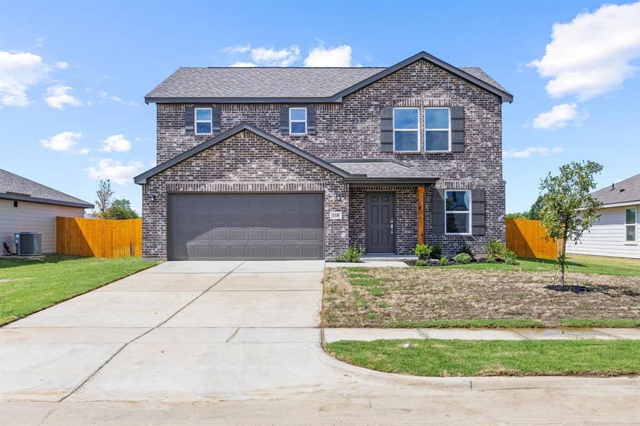 Property photo for 118 Annabelle Street, Cleburne, TX