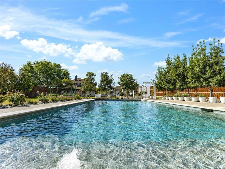 Property photo for 146 Old Bridge Road, Waxahachie, TX
