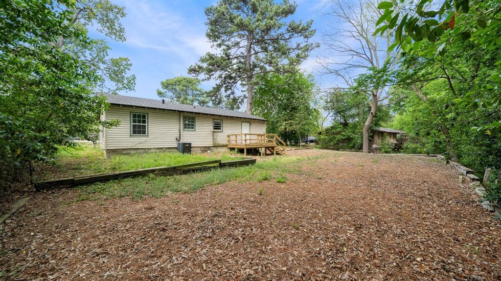 901 W Cayuga Drive, Athens, TX 75751 901 W Cayuga Drive, Athens, TX 75751
