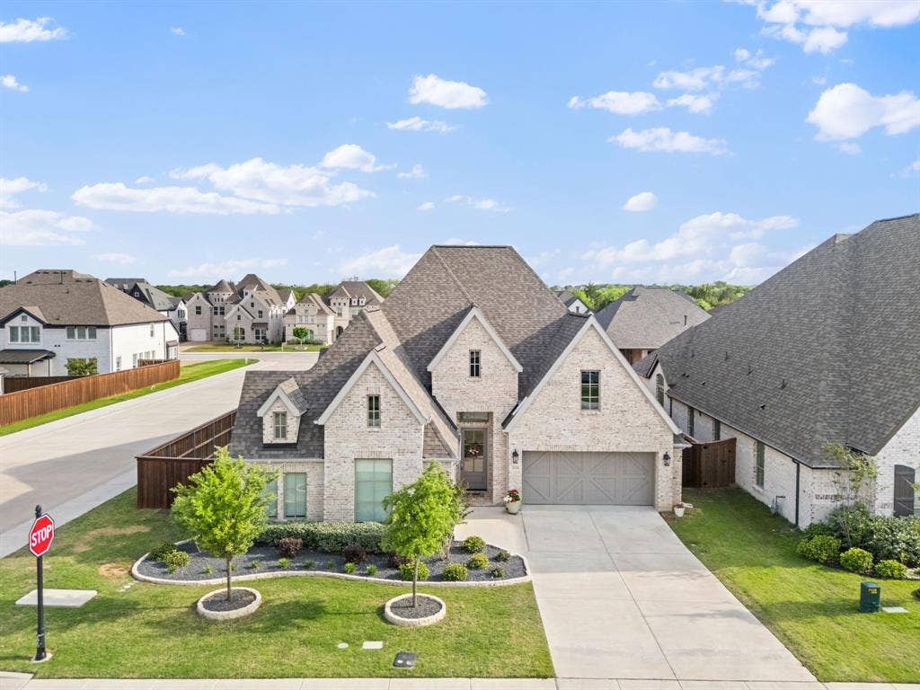 2426 Seth Drive, Midlothian, TX 76065