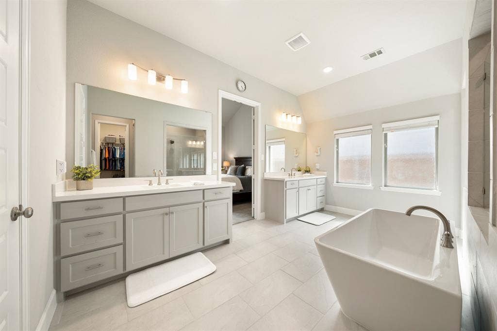 2426 Seth Drive, Midlothian, TX 76065