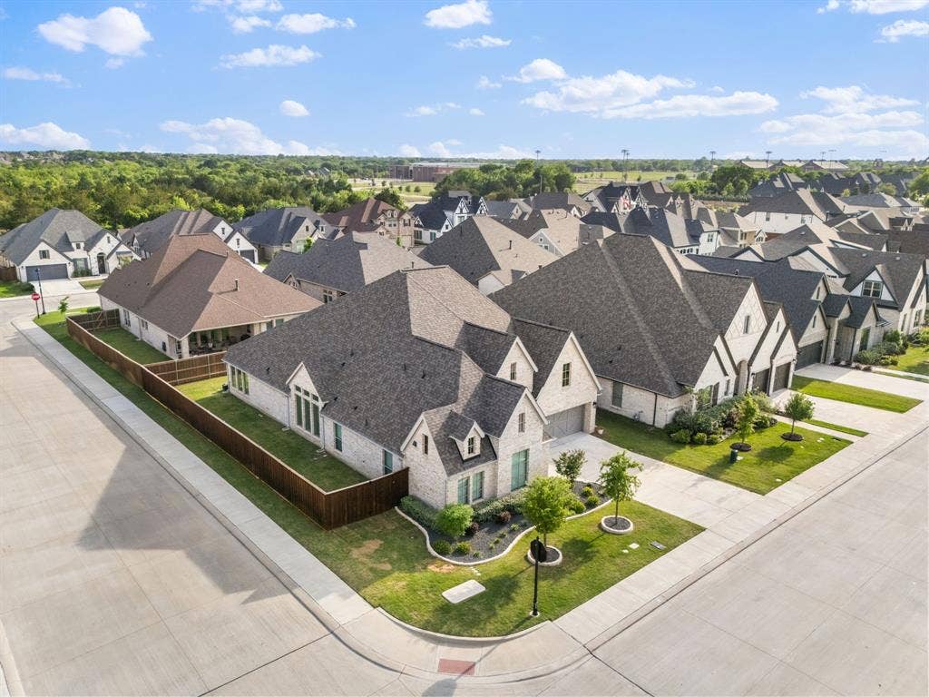 2426 Seth Drive, Midlothian, TX 76065