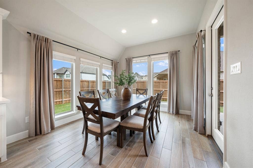 2426 Seth Drive, Midlothian, TX 76065
