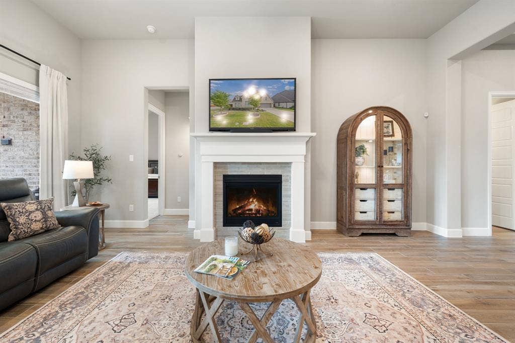 2426 Seth Drive, Midlothian, TX 76065