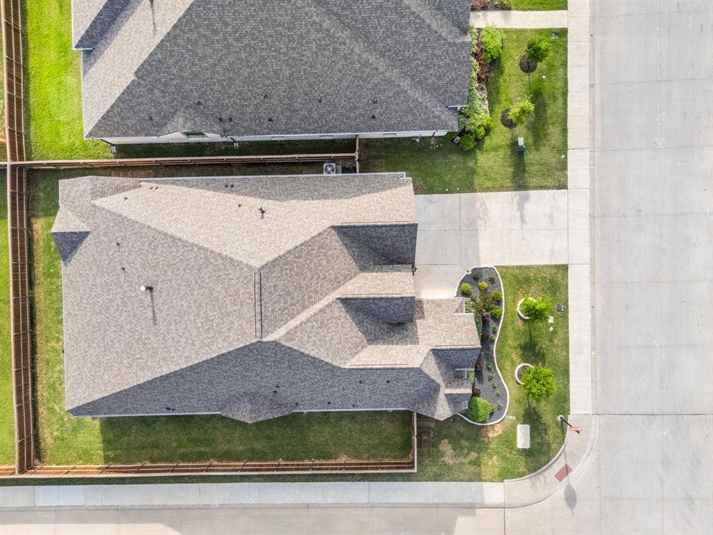 2426 Seth Drive, Midlothian, TX 76065