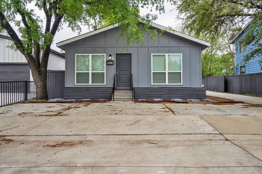 Property photo for 3023 Arizona Avenue, Dallas, TX