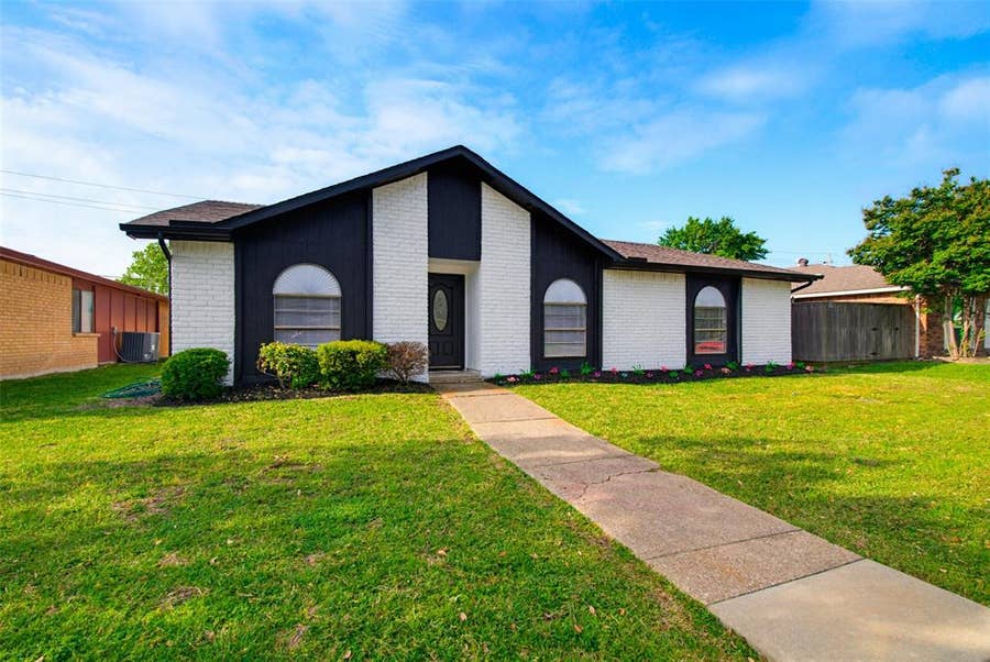 Property photo for 8718 Vernon Drive, Rowlett, TX