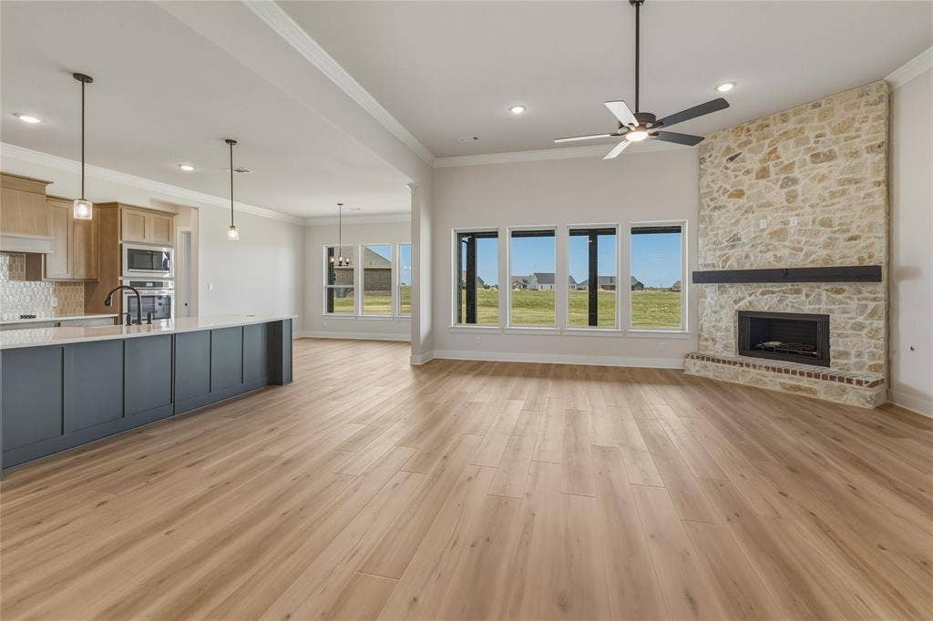 2305 Gypsum Street, Krum, TX 76249 2305 Gypsum Street, Krum, TX 76249